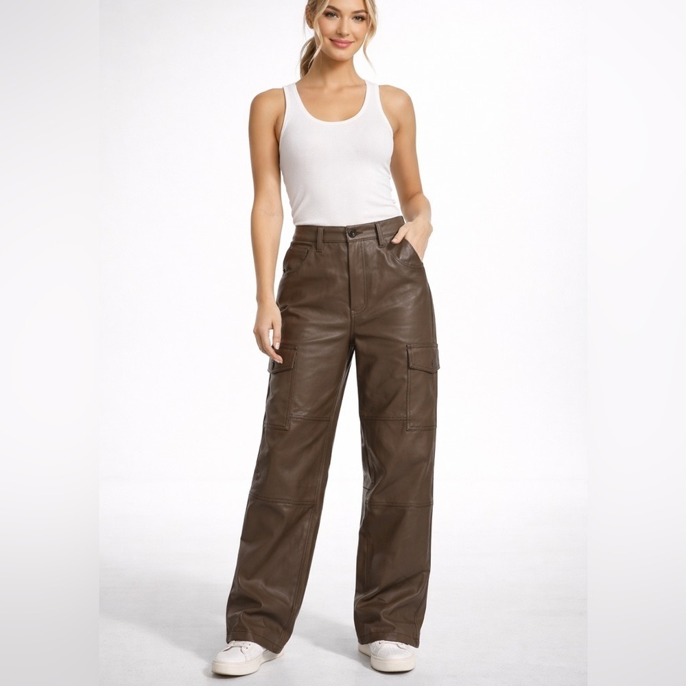 Women's Abercrombie & Fitch Pants & Jumpsuits Abercrombie Vegan Leather Cargo 27